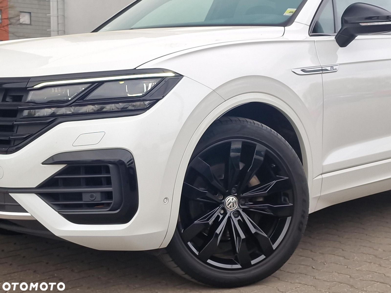 Volkswagen Touareg 3.0 V6 TDI SCR 4Mot R-Line - 28