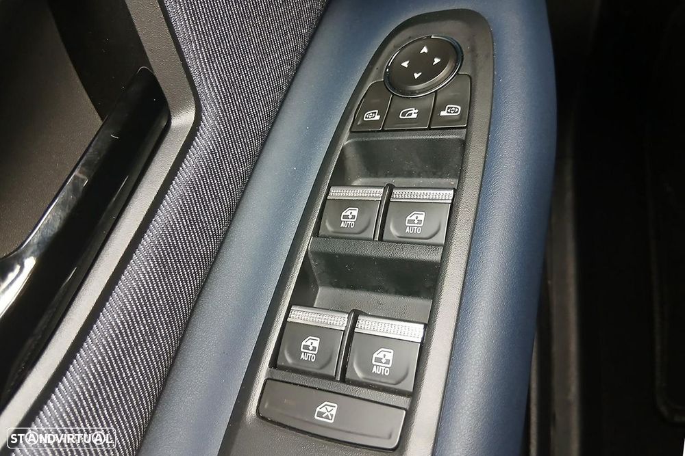 Renault 4 E-Tech 52 kWh Techno Autonomia Conforto - 14