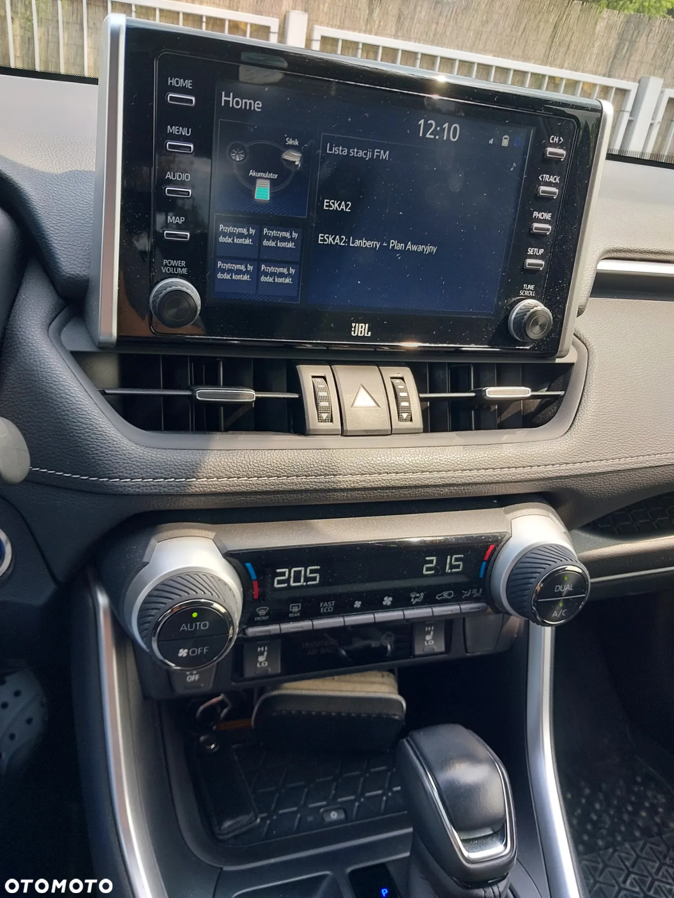 Toyota RAV4 - 6