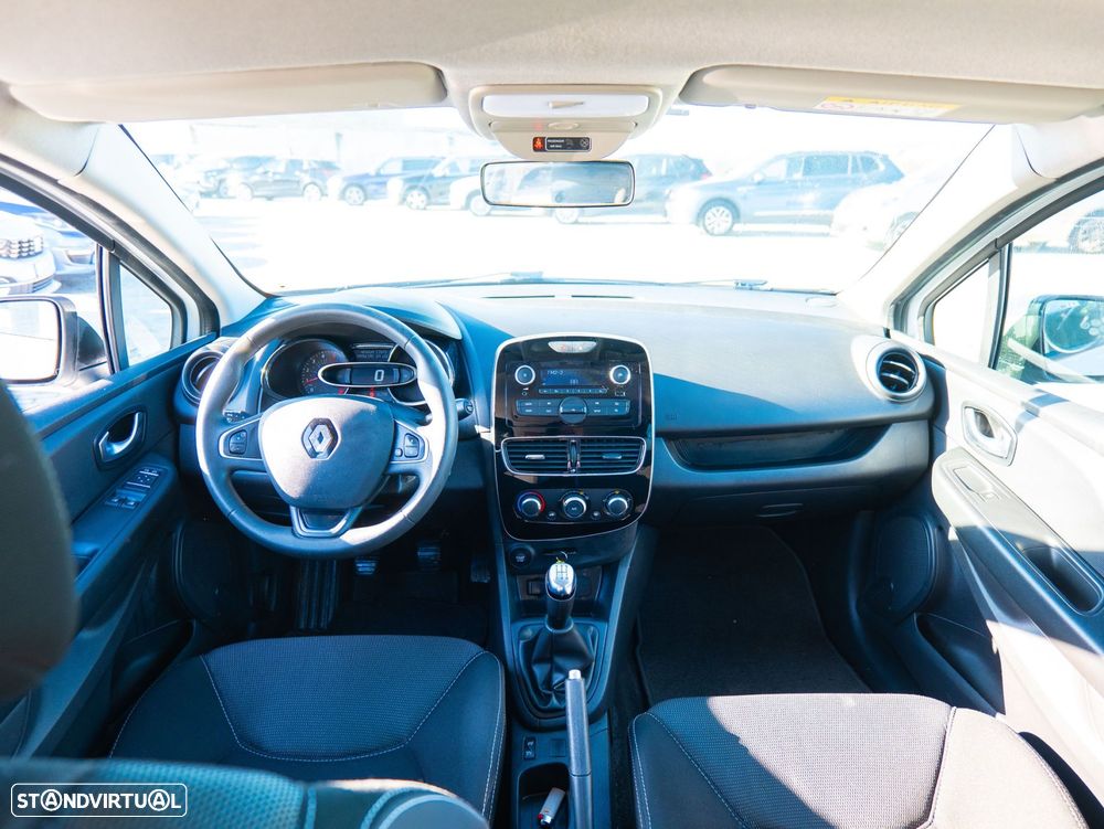 Renault Clio 1.5 dCi Zen - 23