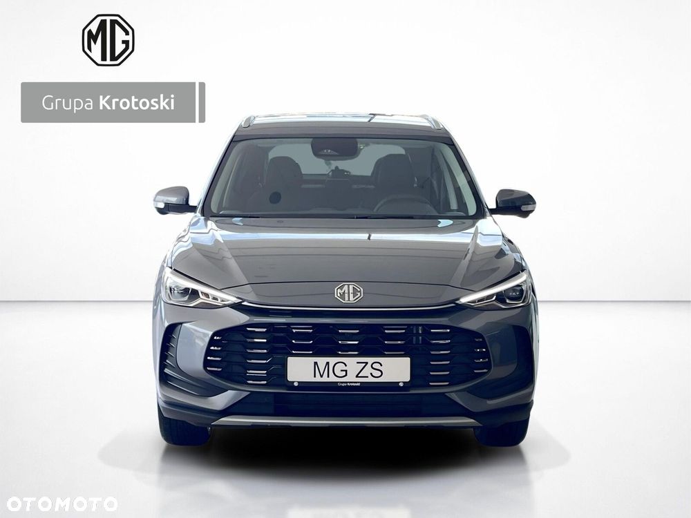 MG ZS Hybrid+ - 10
