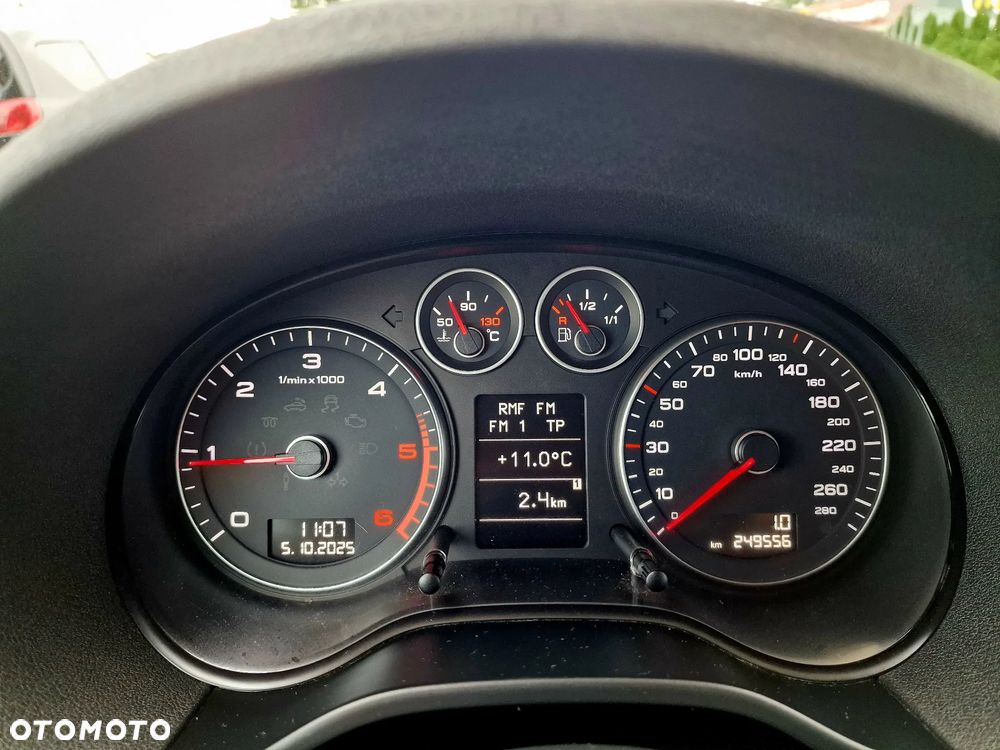 Audi A3 Sportback 2.0 TDI quattro S line Sportpaket plus - 23