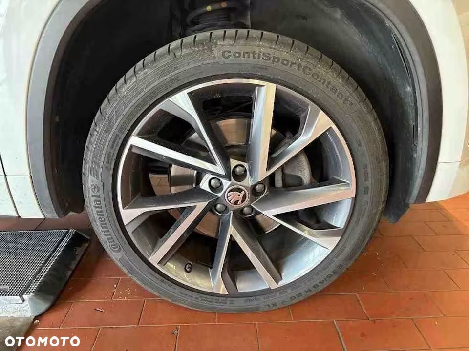 Skoda Kodiaq 2.0 TDI 4x4 DSG Sportline - 8