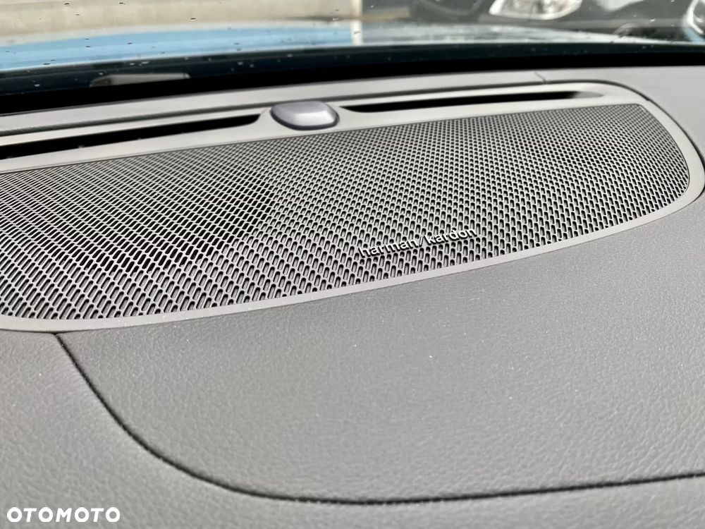 Volvo V60 T8 AWD Plug-In Hybrid Polestar Engineered R-Design - 17