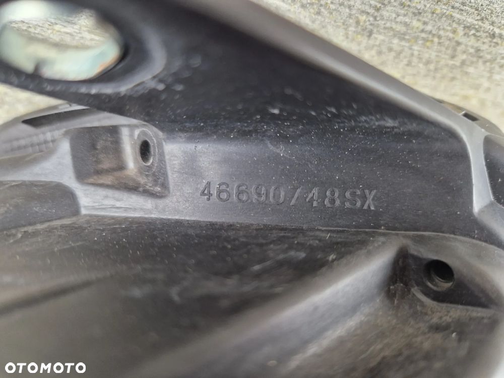 LAMPA PRZEDNIA LEWA KOMPLETNA FIAT 500 2007-2015 XENON - 7