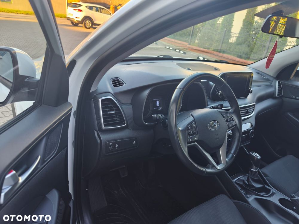Hyundai Tucson 1.6 GDi 2WD Pure - 8