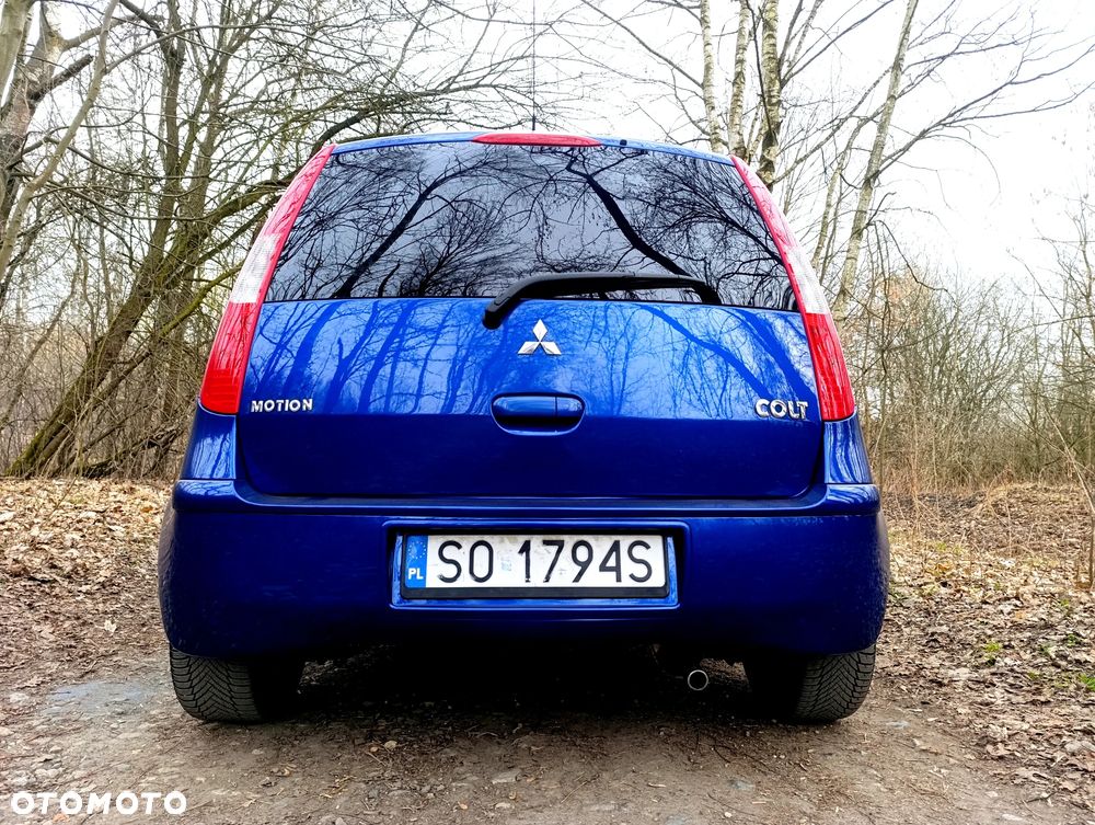 Mitsubishi Colt - 10