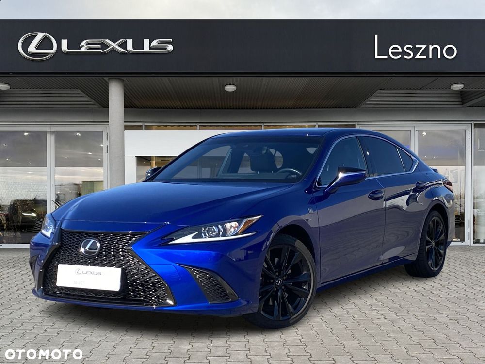 Lexus ES 300h F Sport Design - 1
