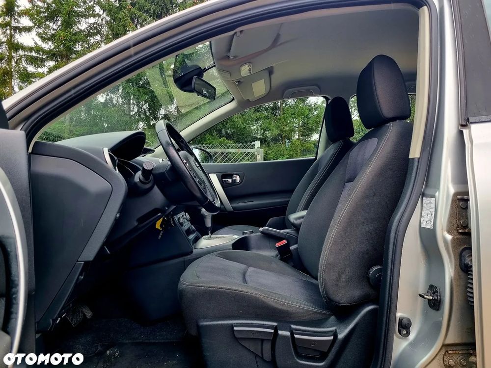 Nissan Qashqai 2.0 4 x 4 CVT tekna - 9