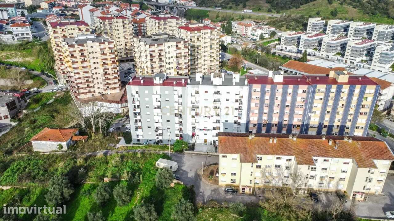 Venda | Apartamento T1 com Garagem em Coimbra, Eiras e São Paulo de Fr - Grande imagem: 3/5