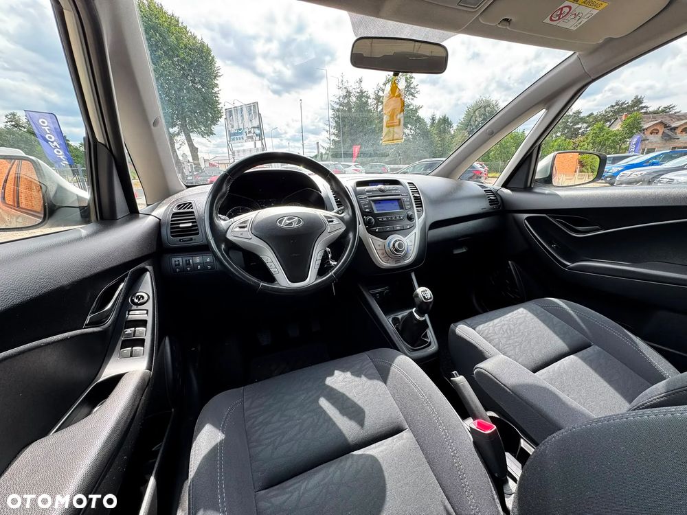 Hyundai ix20 - 19