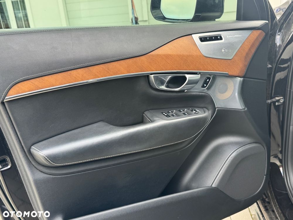 Volvo XC 90 - 18