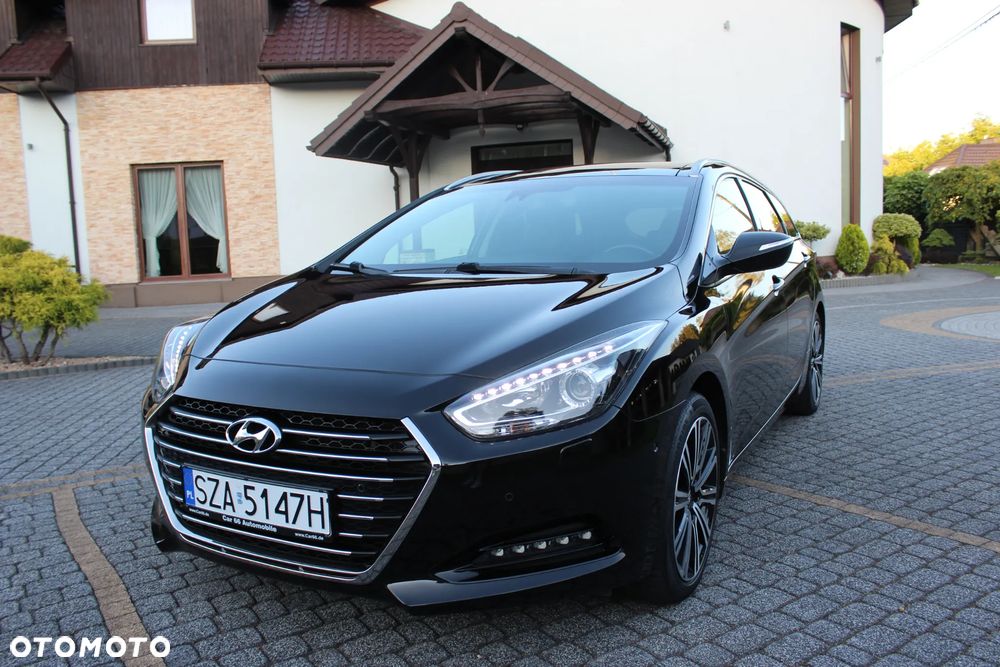 Hyundai i40 Kombi 1.7 CRDi DCT Premium - 2