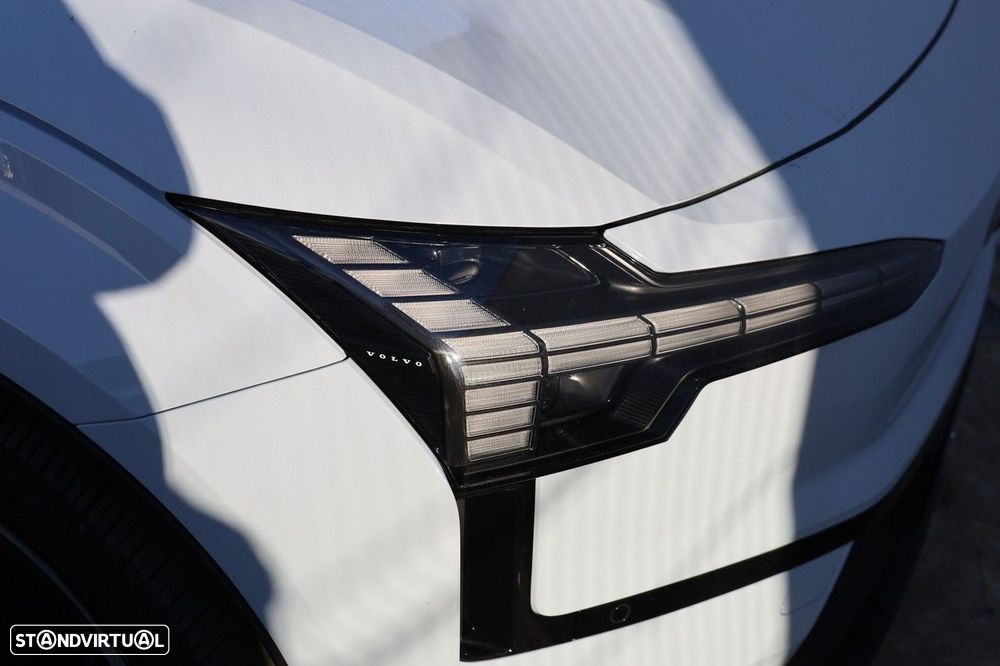 Volvo EX30 69 kWh Twin Motor Ultra - 32