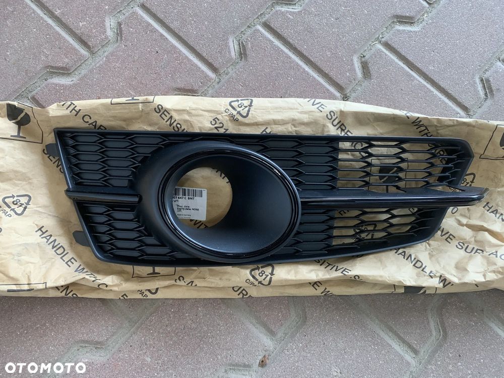 AUDI A6 C7 S-LINE LIFT 2014-2018 KRATKA ZDERZAKA LEWA PRZÓD PRZEDNIA CZARNA NOWA  4G0807681AG 4G0807647C - 2