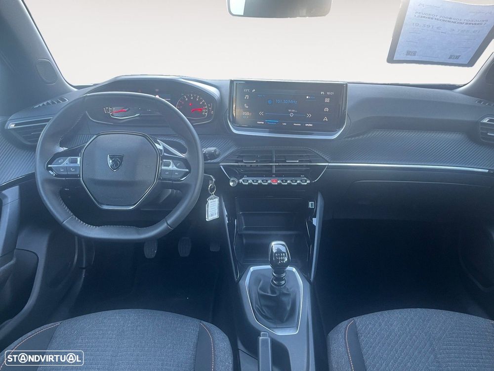 Peugeot 2008 1.2 PureTech Style - 10