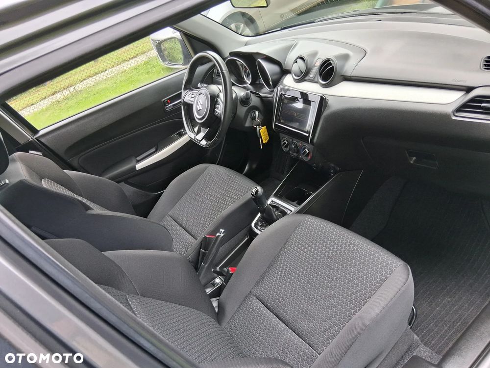 Suzuki Swift - 14