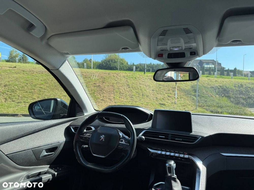 Peugeot 3008 - 23