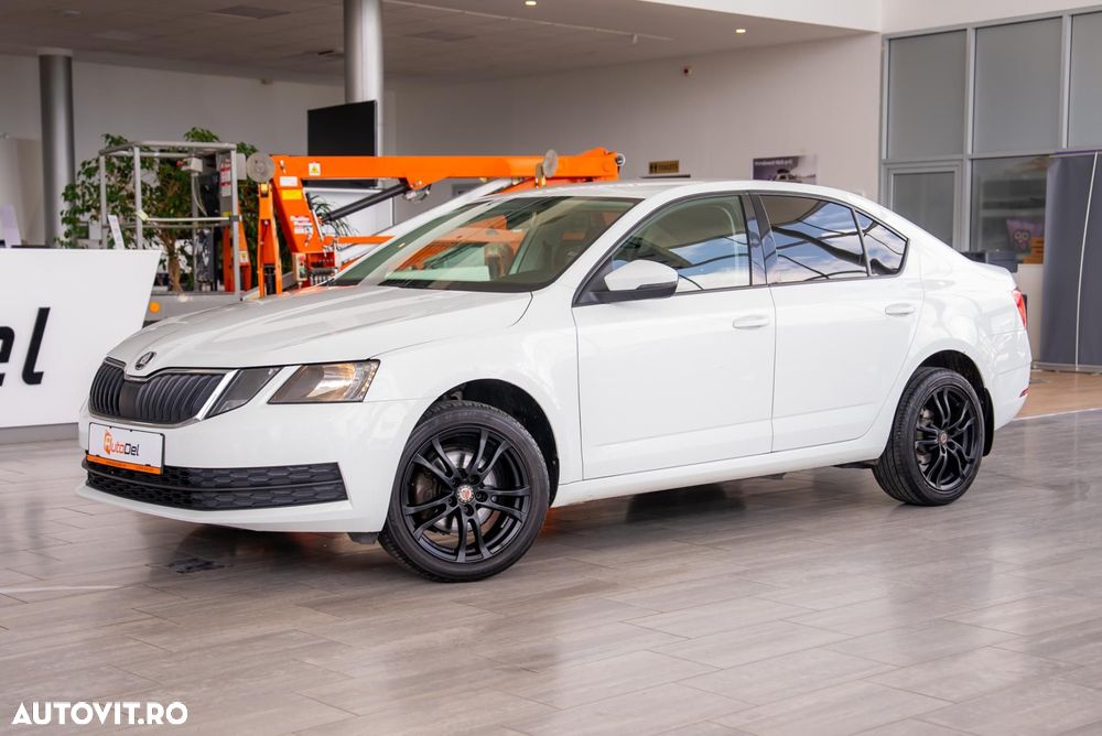 Skoda Octavia 1.6 FSI Automatik Ambiente - 7