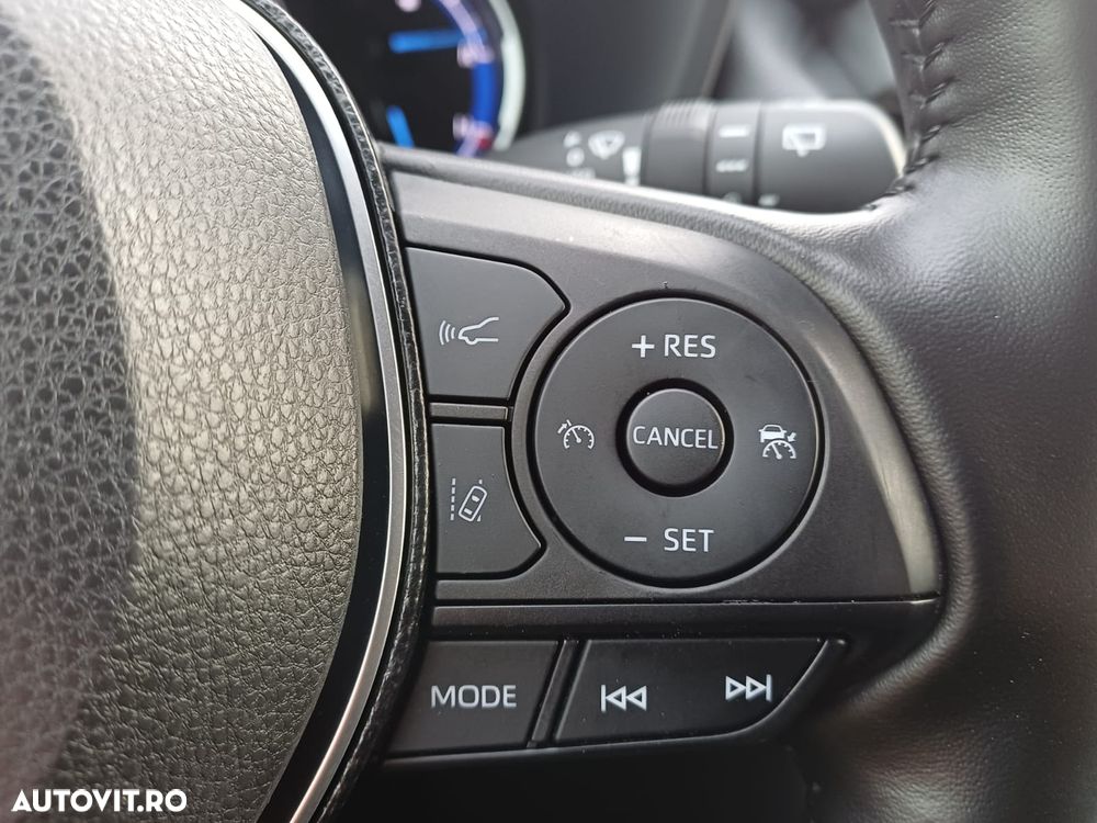 Toyota RAV4 2.5 Hybrid VVT-iE 4x4 Luxury - 16