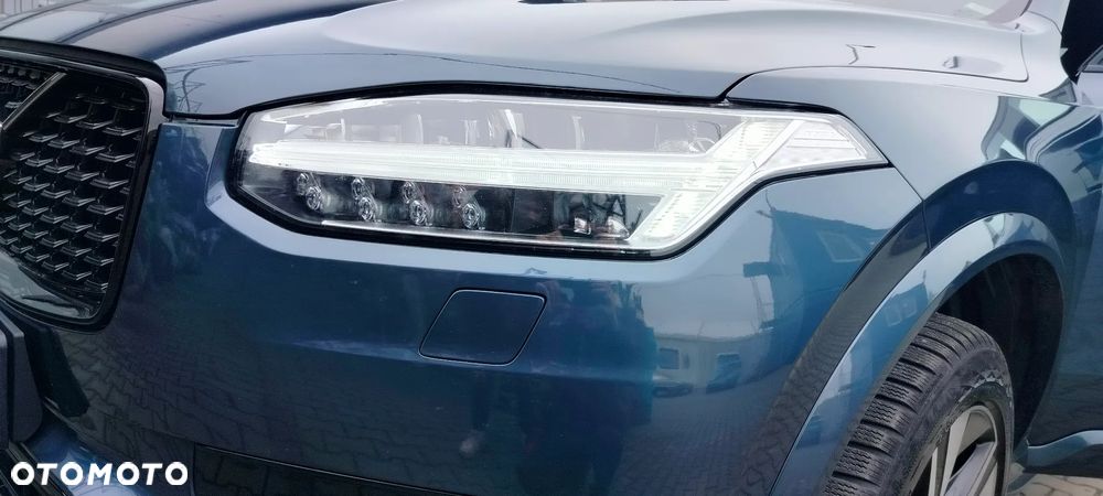 Volvo XC 90 B5 D AWD Plus Dark - 33
