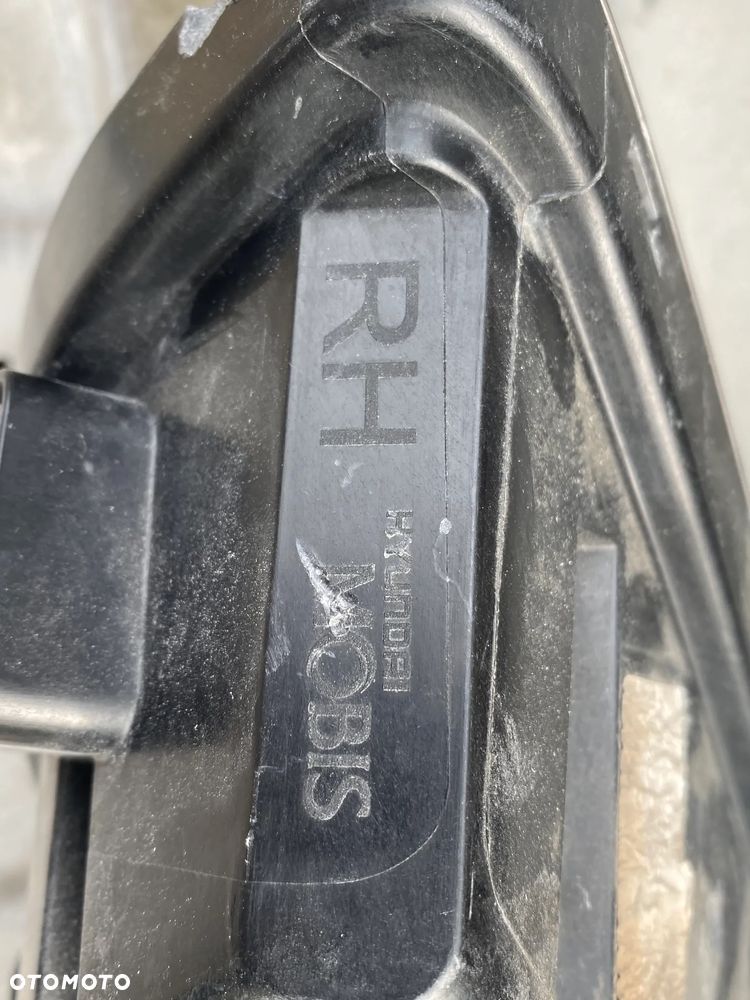 lampa hyundai I30 III prawa eu cała - 7