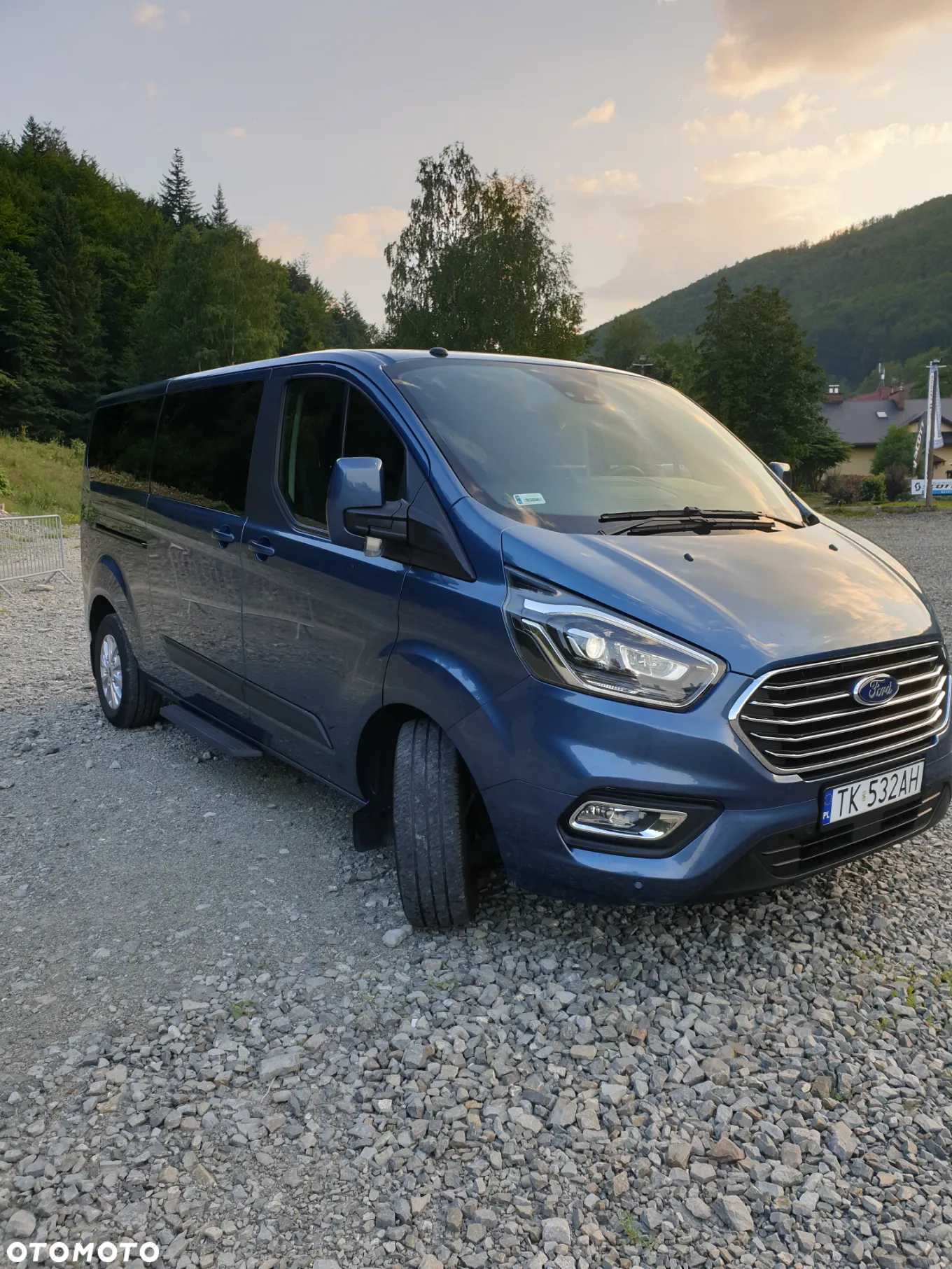 Ford Tourneo Custom 2.0 EcoBlue L2 Trend - 6