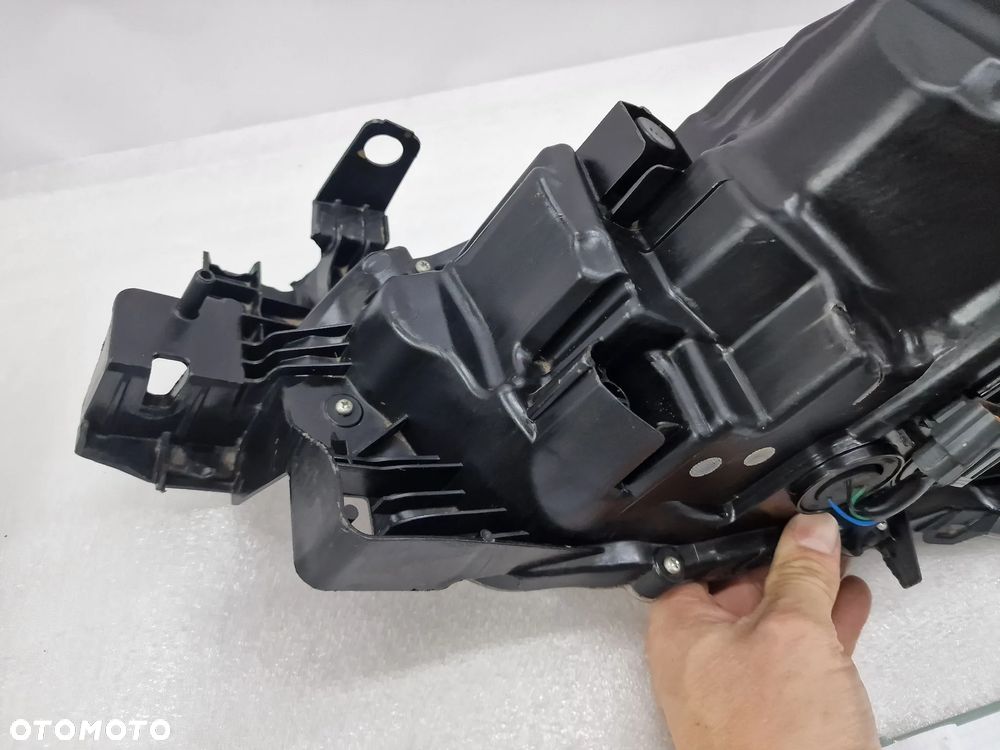 MAZDA 6 GJ LIFT 15- PRAWA LED LAMPA PRZEDNIA PRZÓD , NR AUKCJI LA283 - 17