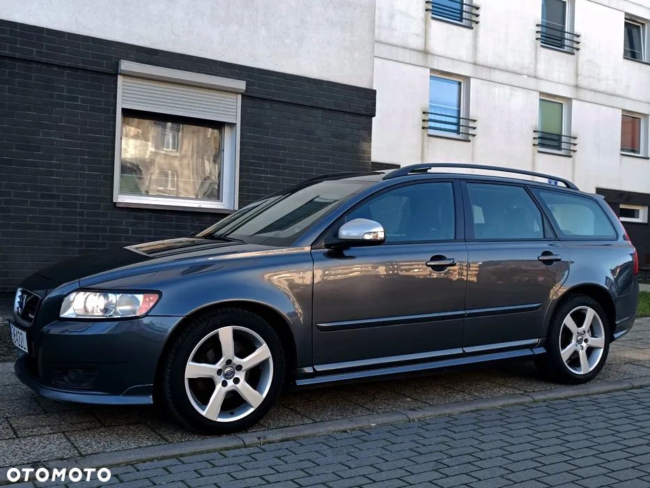 Volvo V50 D2 R-Design - 8