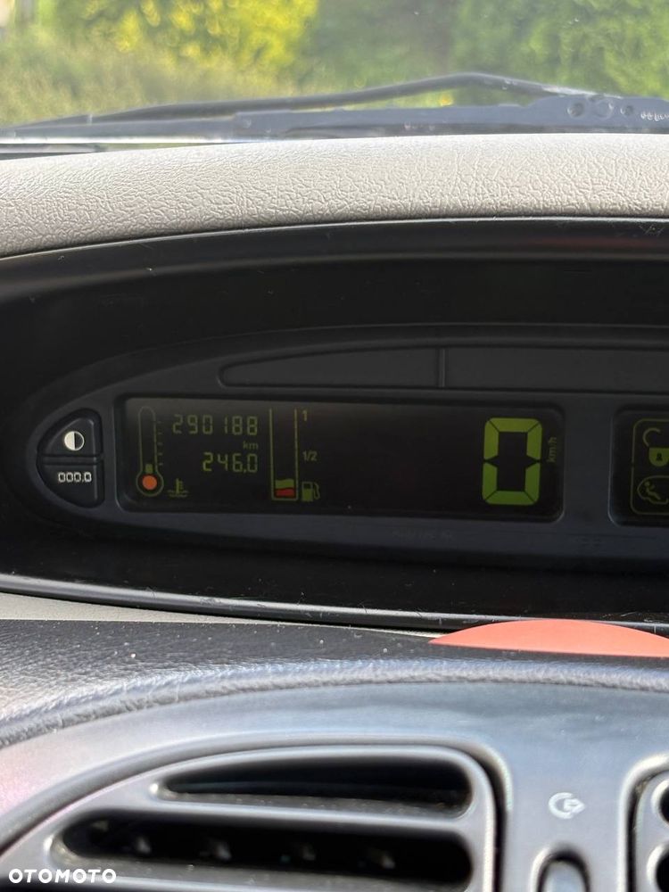 Citroën Xsara Picasso - 10