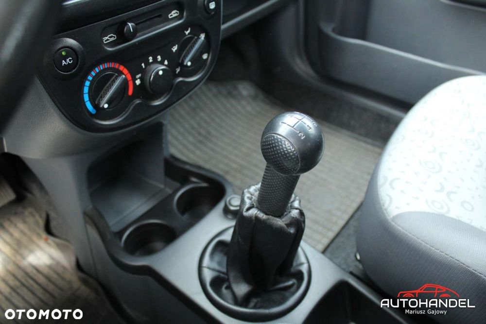 Chevrolet Spark - 13