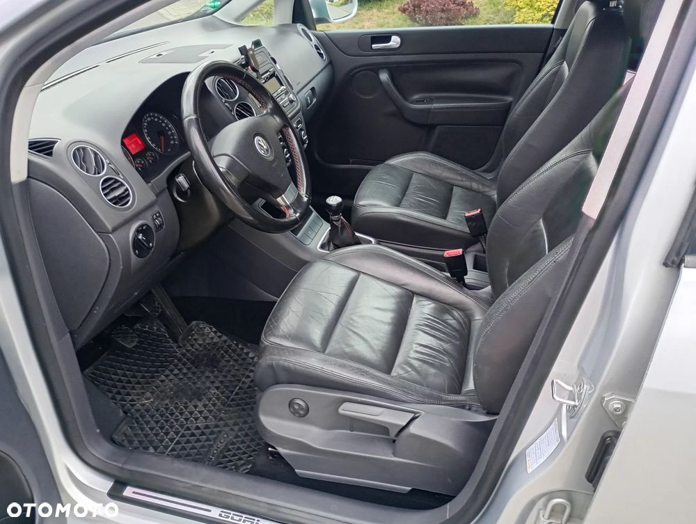 Volkswagen Golf Plus 1.6 Comfortline - 23