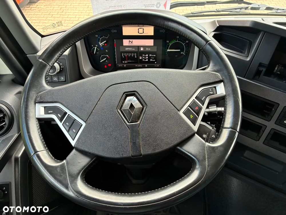 Renault T480 Sleeper Cab - 14