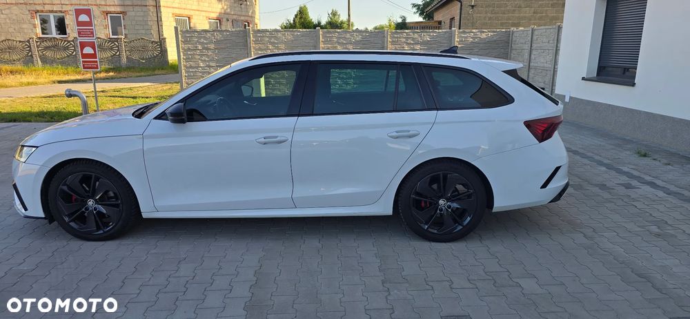 Skoda Octavia 2.0 TDI DSG RS - 5