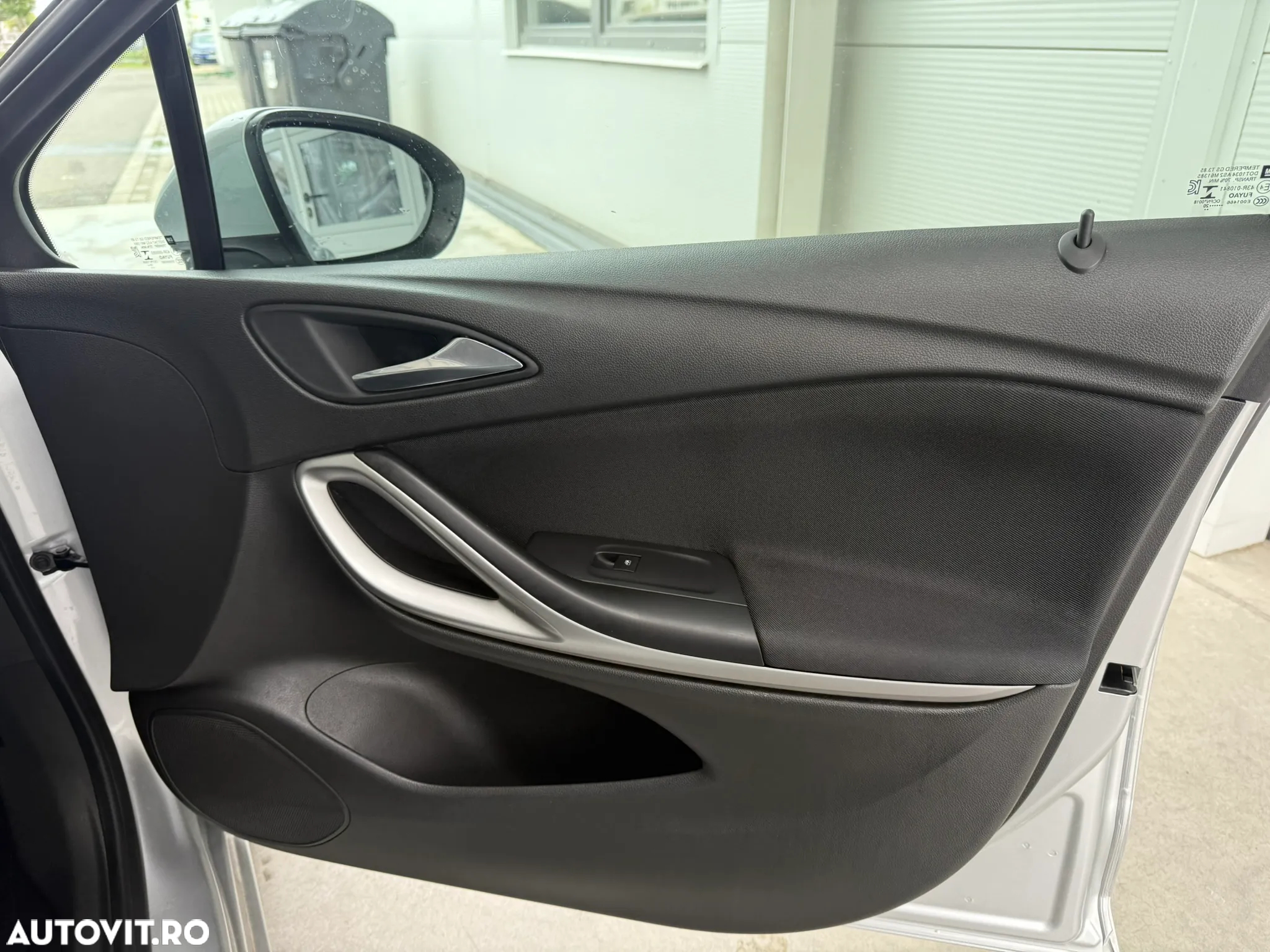 Opel Astra 1.5 Start/Stop 2020 - 19