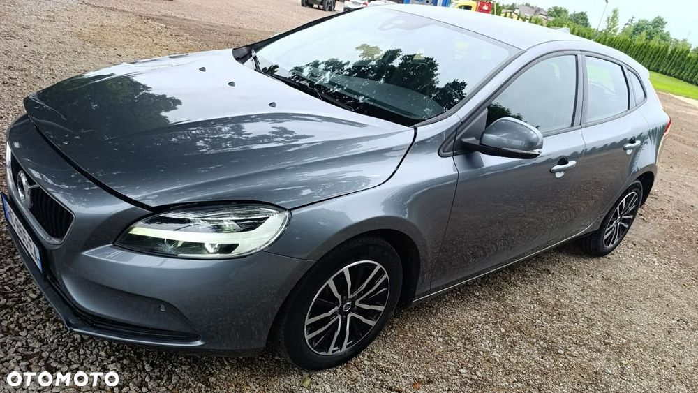 Volvo V40 - 1
