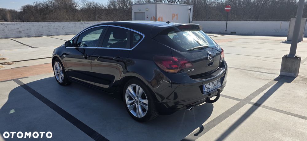 Opel Astra 1.6 Turbo Innovation - 8