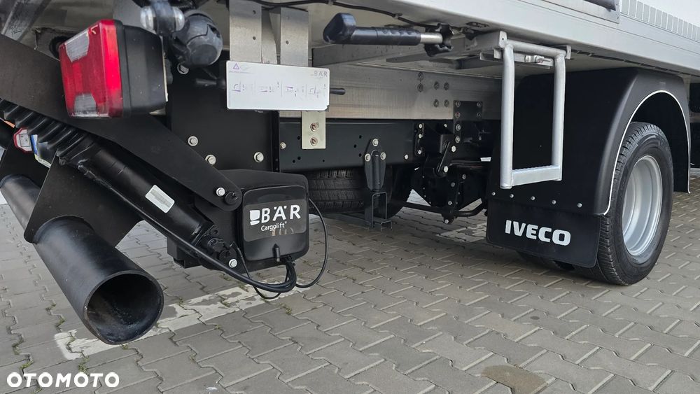 Iveco IVECO DAILY 72C18 3.0 180KM DMC 7200 ❗❗ MODEL 2019 / CARRIER XARIOS 500 / MROŹNIA +32 -32 / ZABUDOWA JEGGER 10 EP / GRUBA ŚCIANA / WINDA BAR 1000KG / NAVI / KAMERA COFANIA / RADAR  / SERWIS ASO / ŁADOWNOŚĆ 3600KG❗❗ JAK NOWY❗❗ - 15