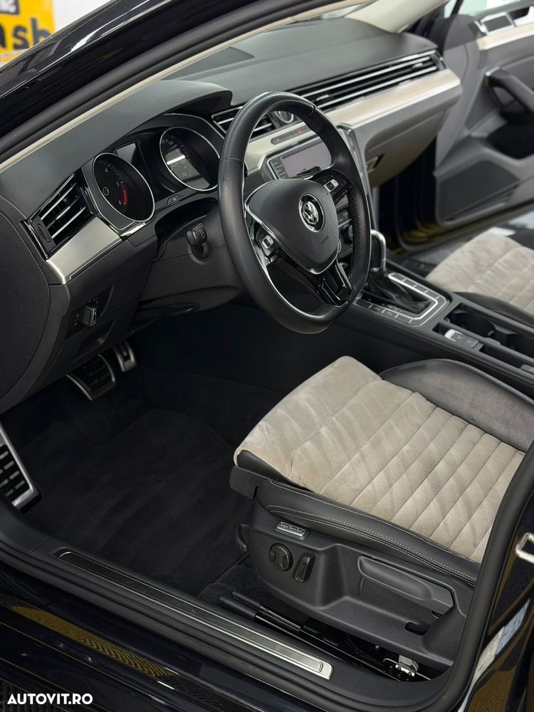Volkswagen Passat 2.0 TDI SCR DSG Highline - 3