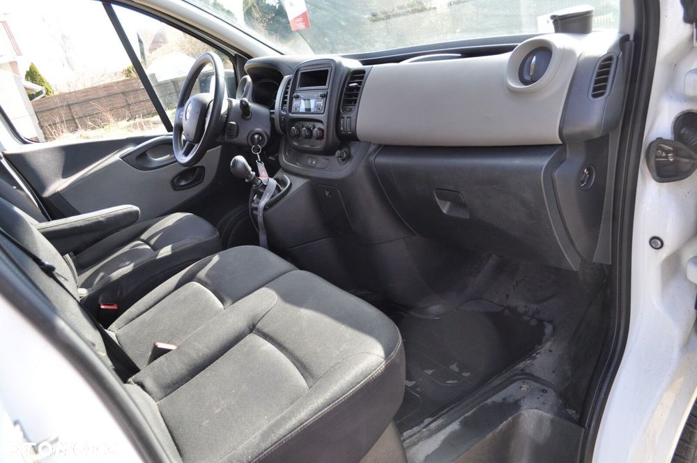 Renault Trafic - 11