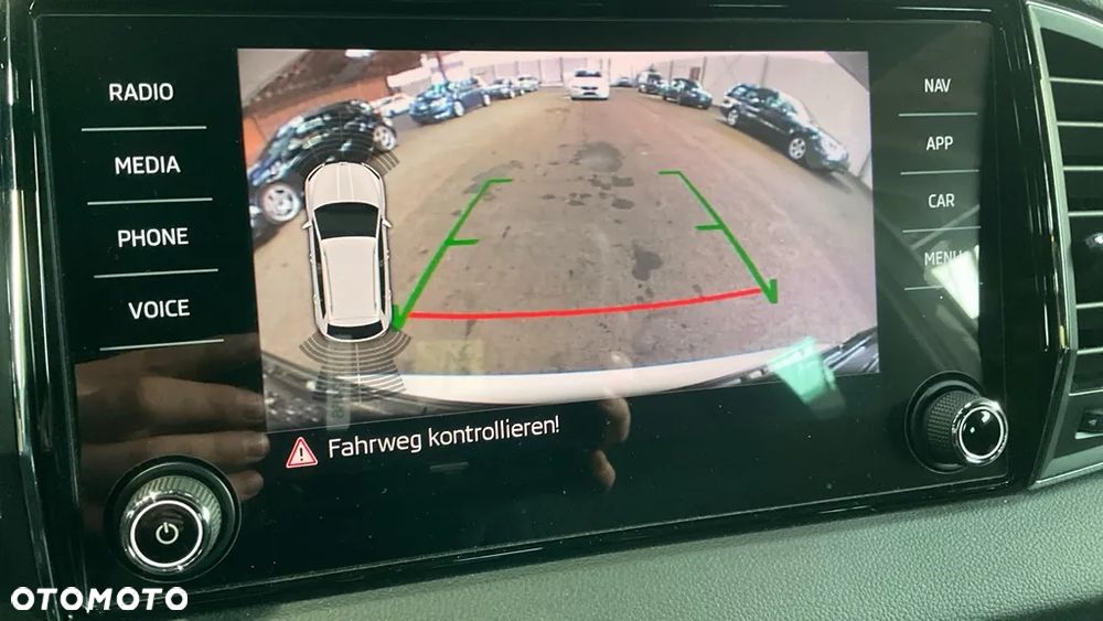 Skoda Karoq 2.0 TDI SCR 4x4 Ambition DSG - 17