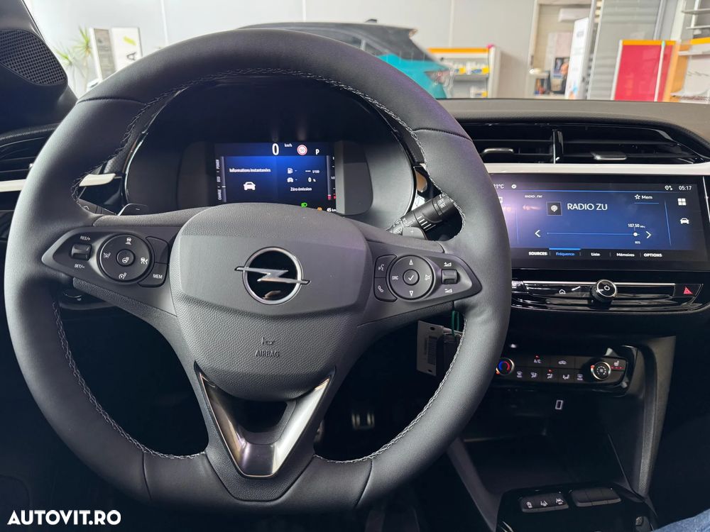 Opel Corsa 1.2L Turbo eDCT6 MHEV GS - 8