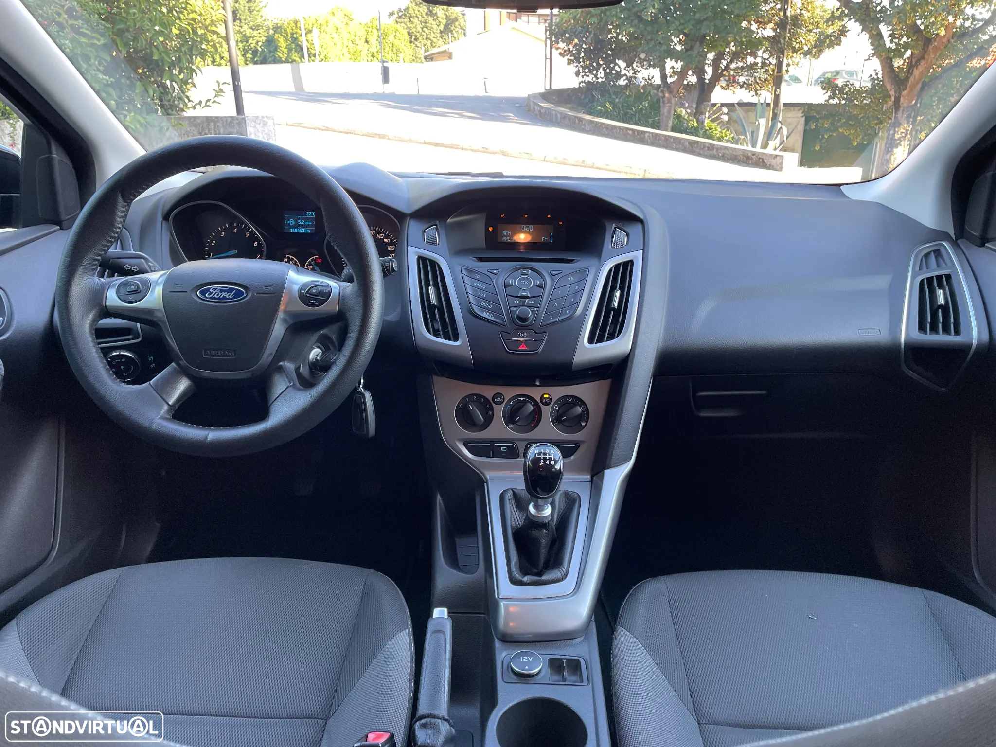 Ford Focus SW 1.0 EcoBoost S&S TITANIUM - 17