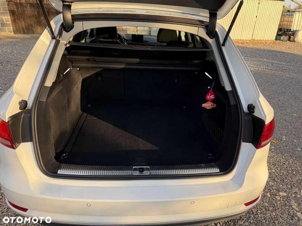 Audi A4 Avant - 14