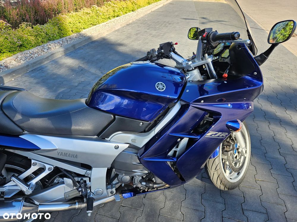 Yamaha FJR - 3