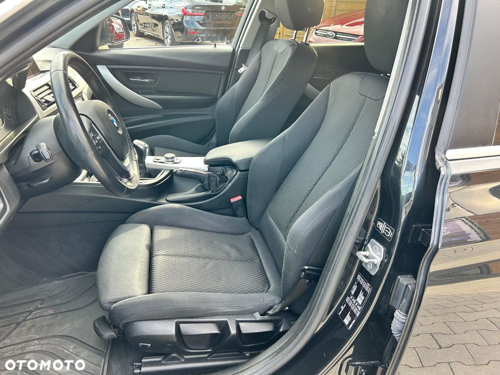 BMW Seria 3 320d - 20