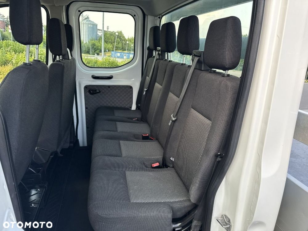 Ford Transit - 28