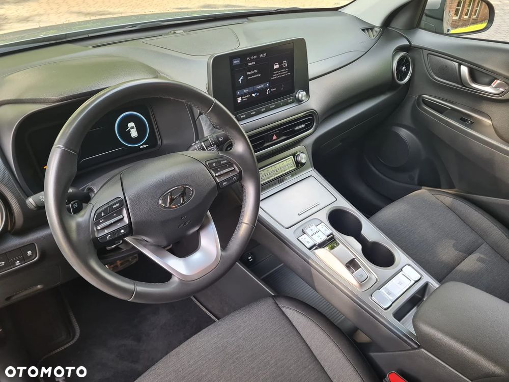 Hyundai Kona - 16