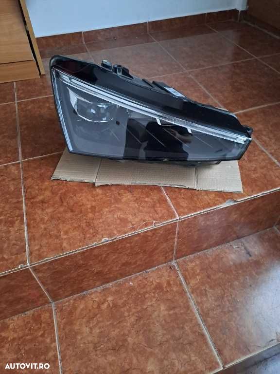 Far dreapta Skoda Scala Crystal Lighting original cod 657941016A - 1