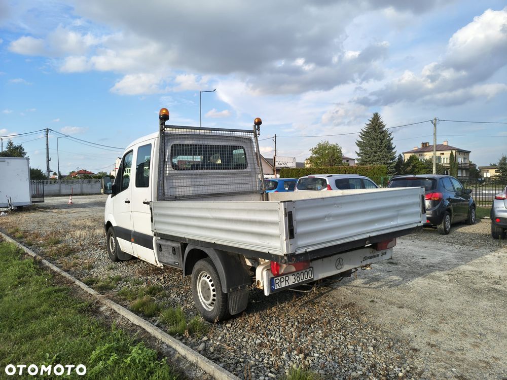 Mercedes-Benz Sprinter - 4